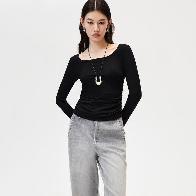 VeroModa cut-out back smocked T-shirt