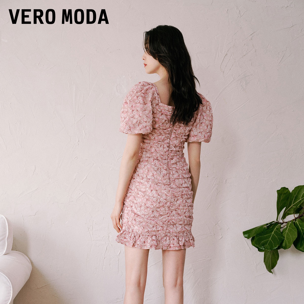 Vero Moda连衣裙2023夏日多巴胺新款时尚灯笼短袖包臀裙▲