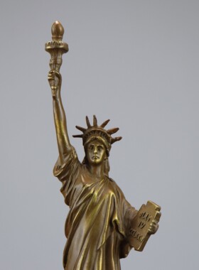 铜自由女神雕像 纽约特色建筑 家居店铺酒柜玄关摆件饰品自由女神