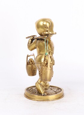 铜挑财童子摆件工艺品手提一桶金家居办公摆件批发