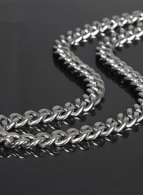 钛钢朋克风配饰锁骨链