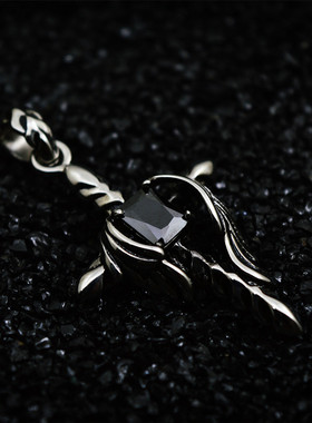 黑玛瑙十字架翅膀钛钢朋克风吊坠