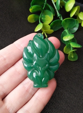 玛瑙玉髓绿色冰种挂件旺桃花吊坠