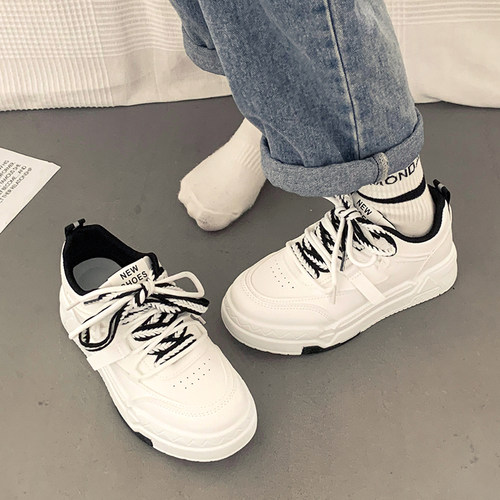 港风街拍小白鞋女2024年春季新款百搭小众厚底学生板鞋运动休闲鞋 - 图1
