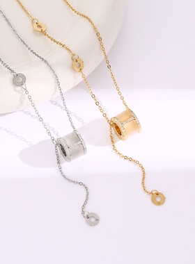 热采跨境钛钢项链女小众高级感设计不掉色锁骨链百搭四叶草饰品