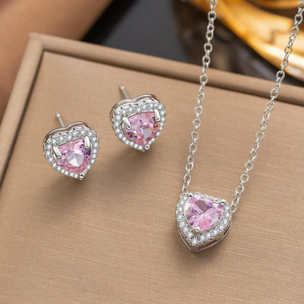 Cross-border new micro-paved zircon love heart three-piece set necklace ring earrings women's fashion light luxury heart-shaped jewelry wholesale