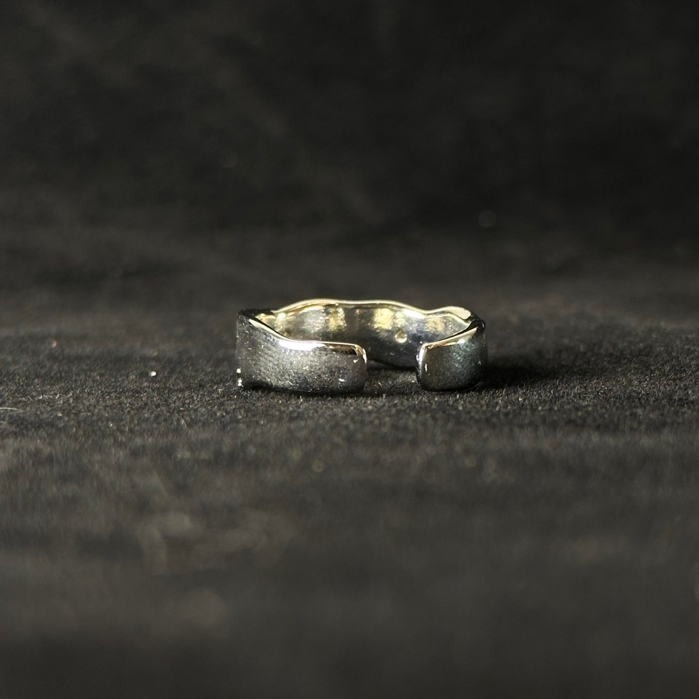 Retro sweet snowflake drop glaze ring is cool and luxurious