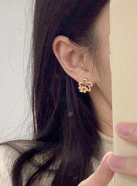 法式黄色甜美花朵耳钉女2026新款