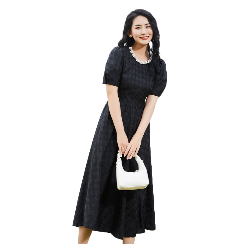 umisky优美世界女装秋季领口珍珠装饰黑色a字连衣裙VI3D1016-图3