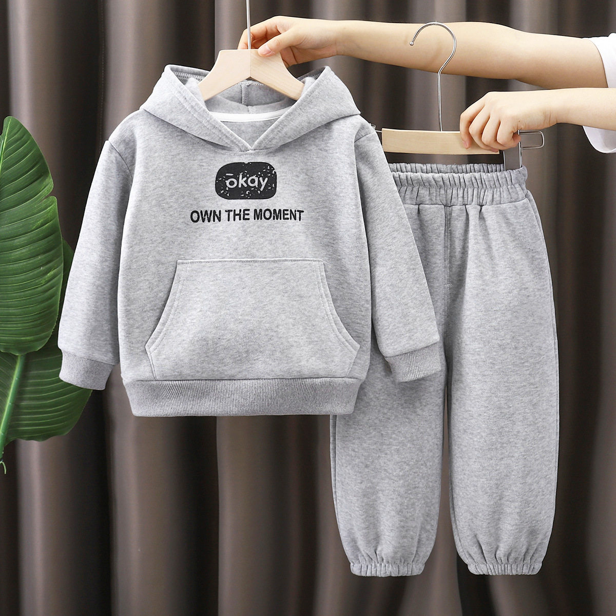 儿童卫衣套装冬季新款男童加绒加厚女童保暖连帽宝宝运动卫裤童装,淘宝优惠券,粉丝福利购,淘宝优惠卷