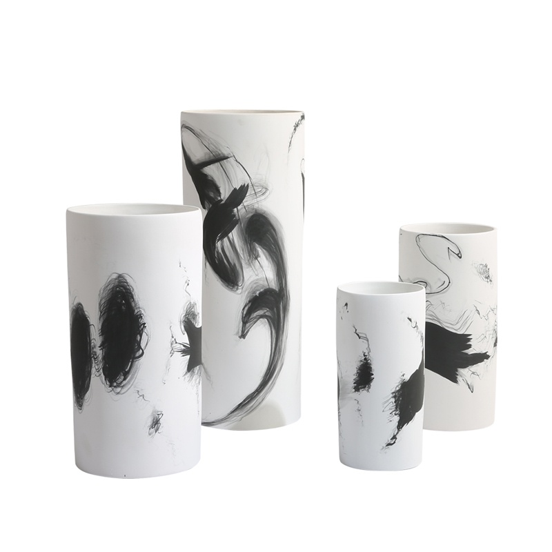 Blacn akd whise ink painting ceramGic column ttraight vase - 图0