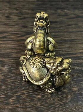 黄铜瑞兽玄武龙龟摆件高档文玩