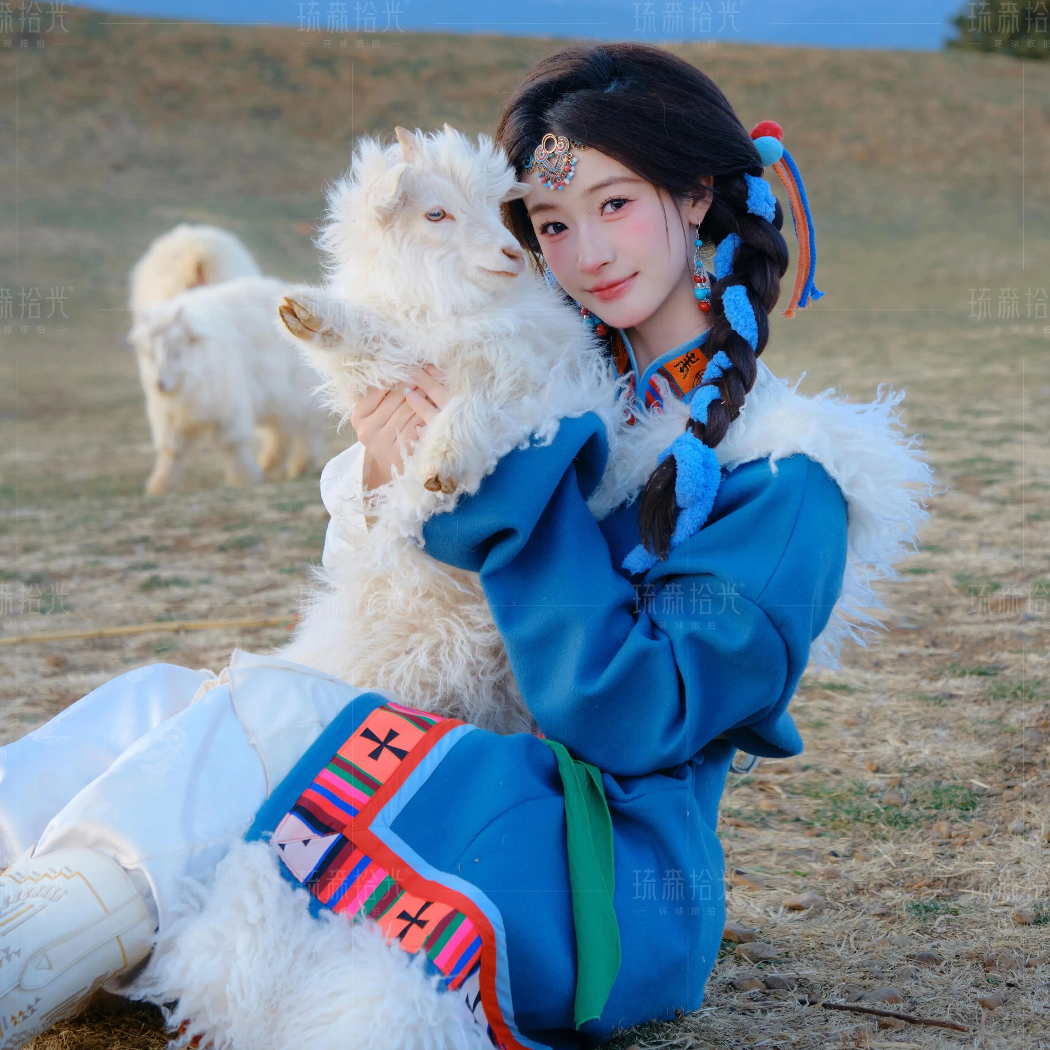 藏服女西藏少数民族风藏袍白鹿同款云南长袍蓝色藏族演出服装异域 - 图2