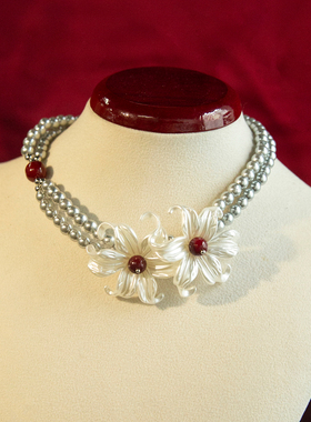 水舞 D1178 新娘新款小众设计珠光鸢尾花朵银色串珠项链锁骨链