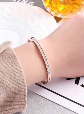 简约高级感镶钻钛钢手镯女ins小众设计轻奢网红不掉色精致饰品厂