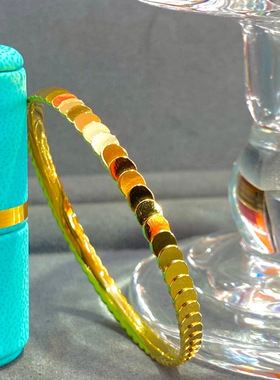 2023年新款网红鱼鳞片波光粼粼手镯女钛钢镀18K金不掉色波浪手镯