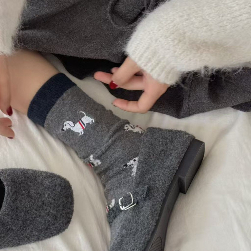 秋冬韩版卡通小狗刺绣加厚羊毛袜子女条纹布标腊肠狗保暖堆堆袜,淘宝优惠券,粉丝福利购,淘宝优惠卷