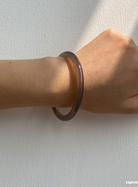 天然灰玛瑙手镯极简通勤风