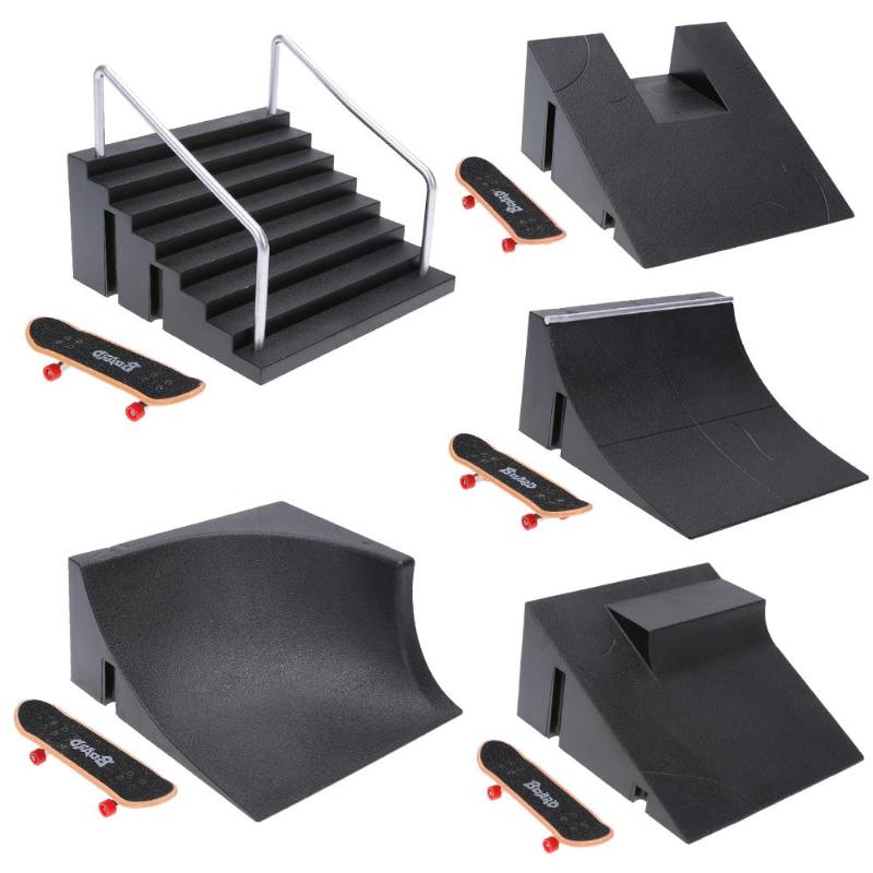 Finger Skating Board Training Games Toys with Ramp Parts Tr - 图0