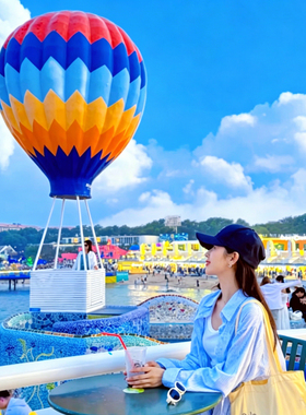 玻璃钢热气球雕塑户外海边网红打卡装置景区商场美陈拍照景观摆件
