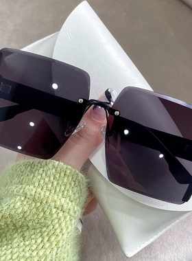 茶色墨镜女士2025年新款高级感