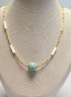 D1483# 天然原矿高瓷绿松石锁骨链12.3mm 配白贝母设计款项链