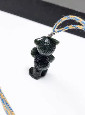D611# 天然和田玉塔青墨玉细料小熊吊坠 锁骨链 31*16*12.5mm