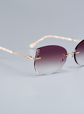 配近视时尚韩版钻石圆脸无框墨镜