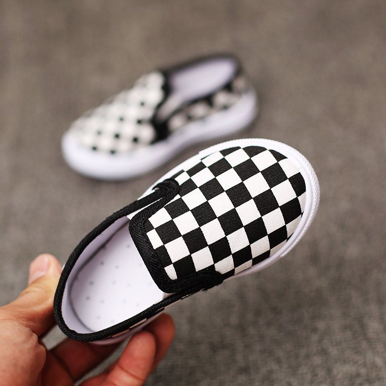 男童鞋儿童帆布鞋春秋低帮板鞋女童1-6岁小童球鞋套脚宝宝休闲鞋