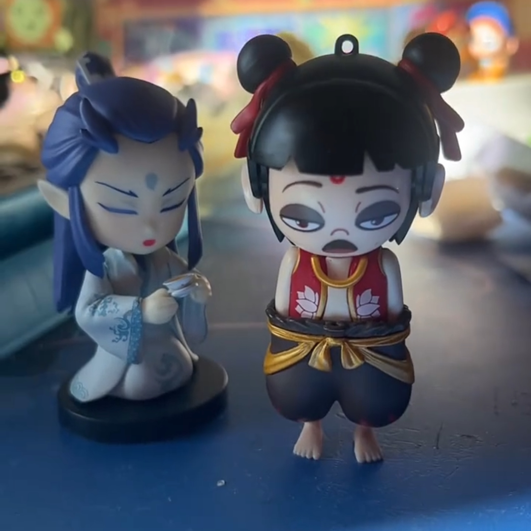 哪咤变脸玩具哪咤之魔童闹海电影周边玩偶桌面摆件礼物哪吒手办