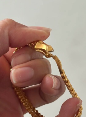 高品质新款金鬃马手链时髦感复古本命年设计饰品男款帅气送好友