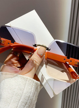 收藏送镜盒镜布，当天发货