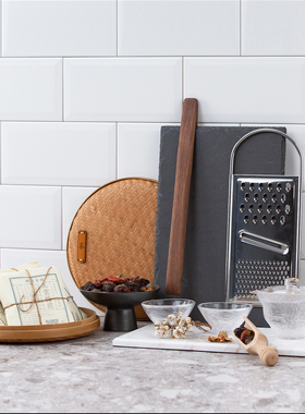 新中式轻奢样板间厨房桌面装饰