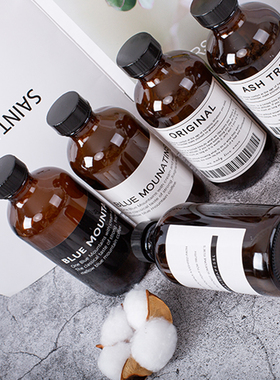 北欧INS样板间洗手间精油瓶