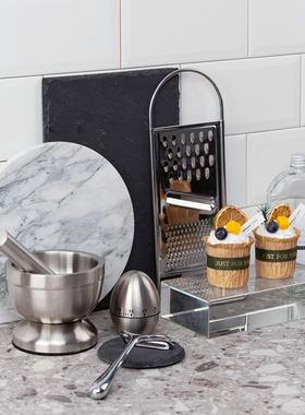 轻奢样板间大理石厨房装饰