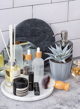 轻奢卫生间样板间软装饰品摆件