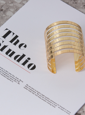 衣帽间梳妆台首饰软装饰品梳妆台