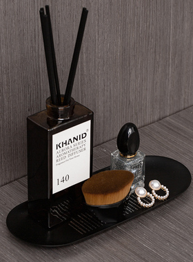 衣帽间梳妆样板间软装饰品