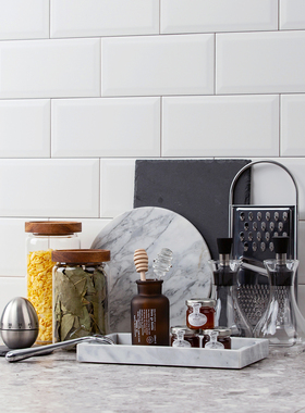 轻奢北欧风样板间厨房软装摆件