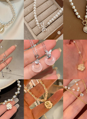 百搭项链女ins小众设计感轻奢锁骨链蝴蝶结颈链学生闺蜜吊坠