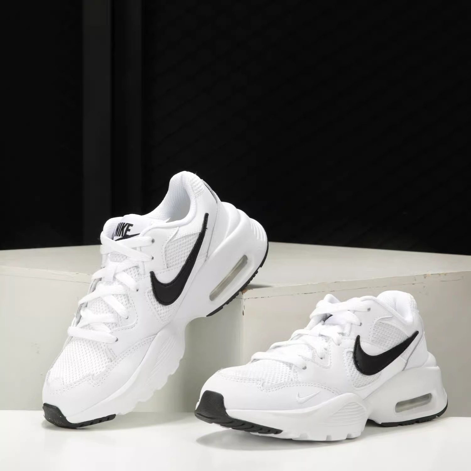 耐克NIKE 女子Air Max Fusion气垫跑步鞋缓震休闲鞋 CJ1671-100,淘宝优惠券,粉丝福利购,淘宝优惠卷