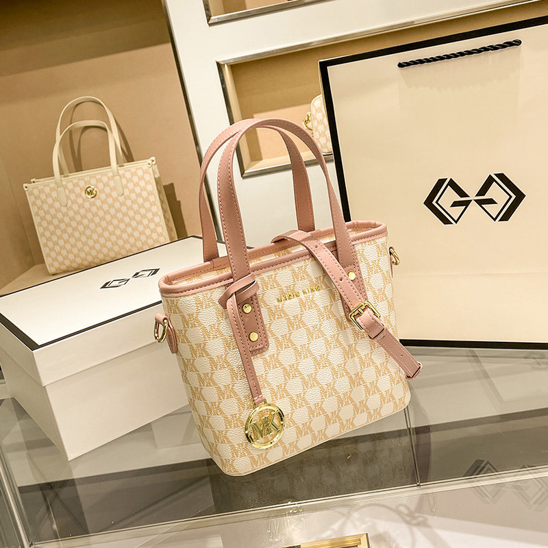 mk小女夏2021潮时尚百搭托特包包 惠派旗舰女士包袋