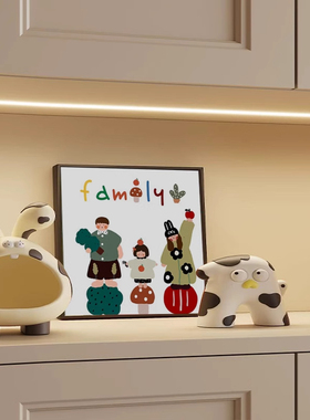 《family》可爱一家三口四口卡通全家福装饰画极简小众抽象挂壁画