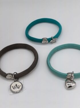 皇冠手链搭配手表扎头发珍珠镶钻爱心系列挂坠头绳发圈套装