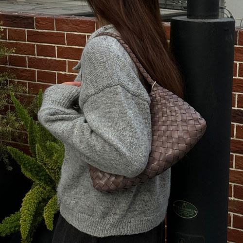 正品现货Dragon Diffusion8943手工牛皮编织包女法式菜篮子手提包 - 图2