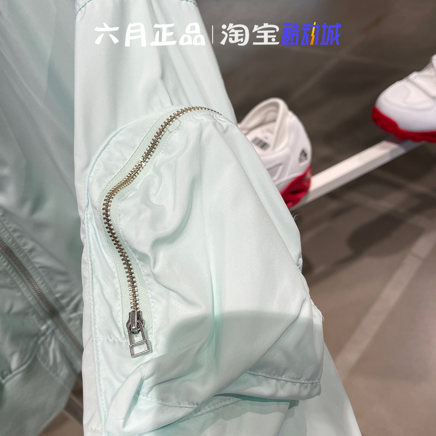 NIKE耐克女子梭织棒球服外套运动休闲立领长袖夹克 FN2840-394