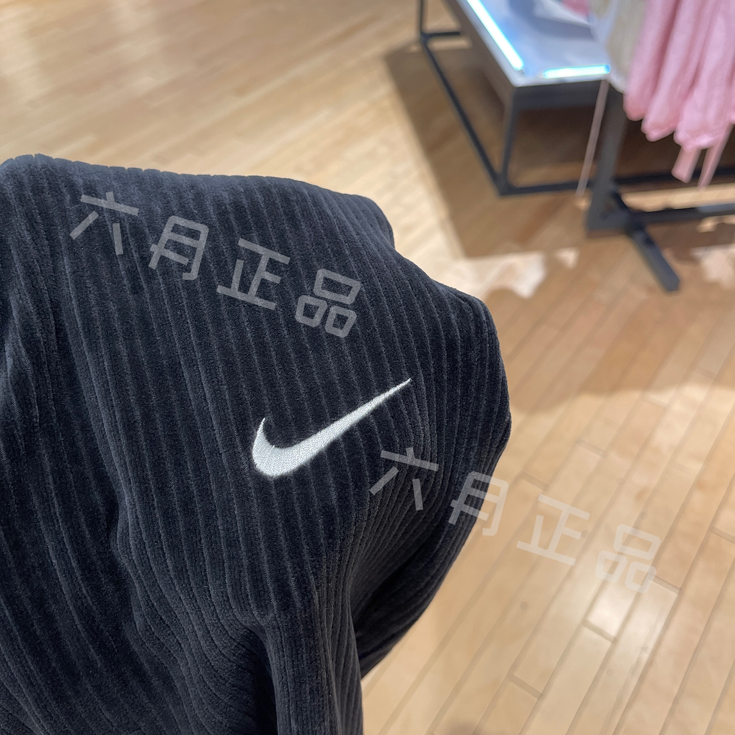 正品NIKE耐克女子运动裤灯芯绒休闲直筒阔腿裤宽松长裤DQ5922-010 - 图2