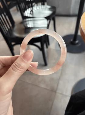 高冰圆条镯扁条石英岩玉特价秀气