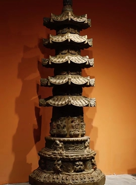 唐 青石彩绘佛塔 塔基为八方形，阶梯层层向上 高255，底座直径90