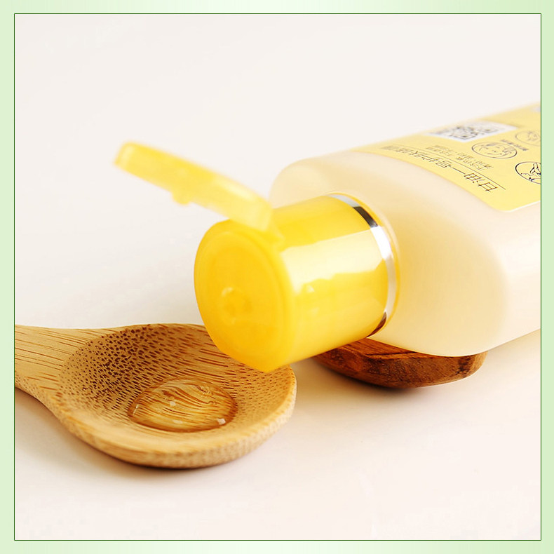 国货正品百雀羚凤凰甘油一号维c 格律诗化妆品身体乳/霜